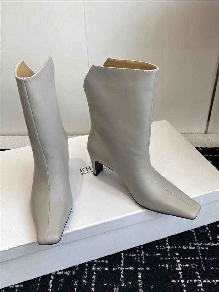 20251128174410521 390